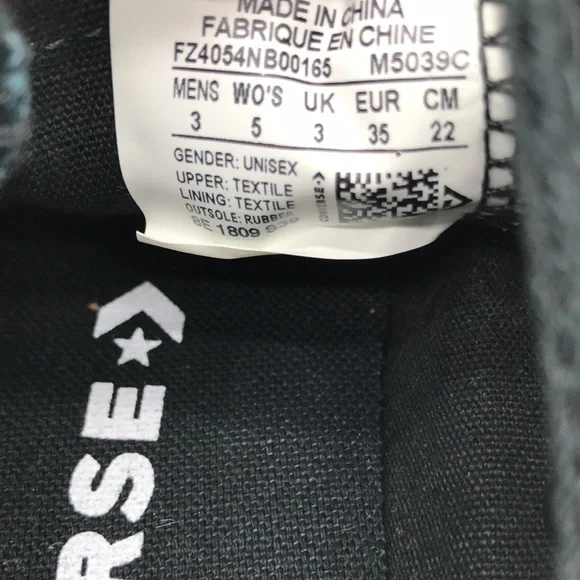 Converse unisex  Low Top sneakers size 5 womens 3 mens US - Picture 6 of 6